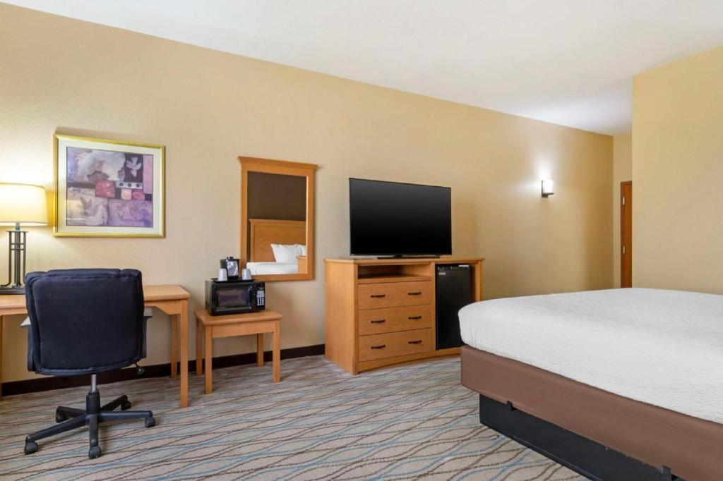Best Western Locust Grove Inn & Suites Exterior foto